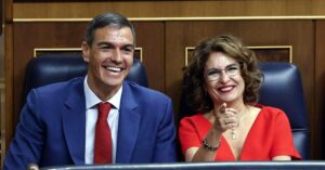 Foto de Pedro Sanchez y La vicepresidenta de los Eres